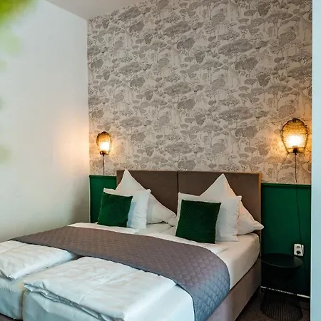 Casa 4*