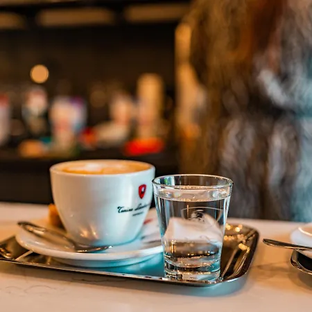 House بيت ضيافة 4*