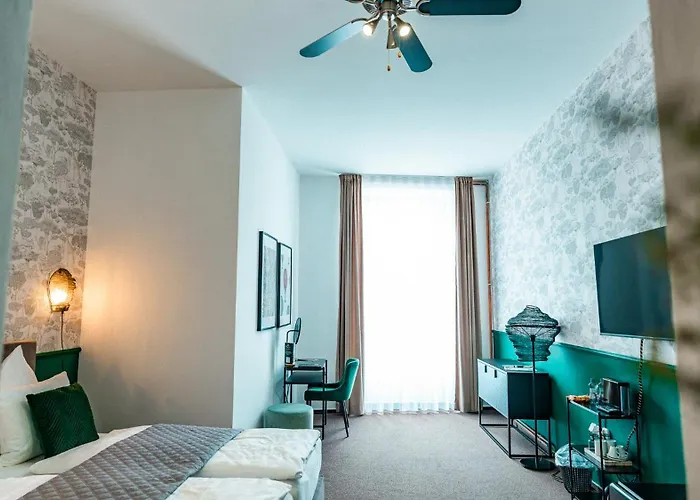 בית הארחה House 4*